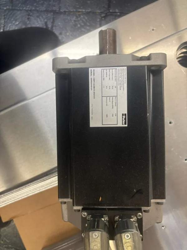 1-18 parker cmp1424bxx-202331 340 voltage 3140 RPM 5.2 KW motion NEW