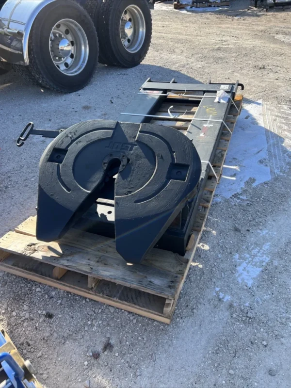 Arrow semi truck trailer mover Fork Lift Fifth Wheel Forklift Cat Skytrak New