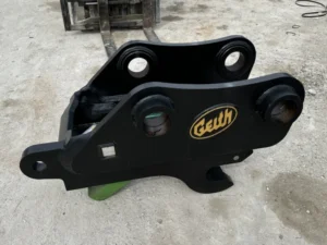 Hyundai R500LC-7 Excavator Hydraulic Quick Coupler 120 Mm Pin 50 Ton Machine