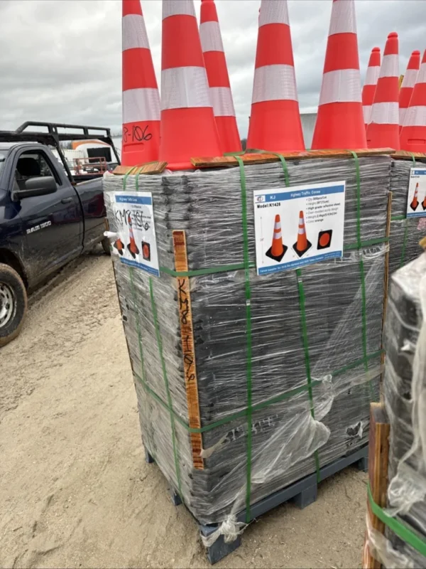 300Pcs Cones Safety Reflective Collars PVC Unbreakable Construction Road Parking