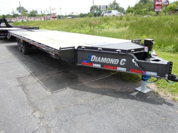2025 Diamond C DEC207 102″x 26′ 14.9k 14.9k Deck-Over Trailer With MAX Ramps Stock #300435 – Spencer Trailers