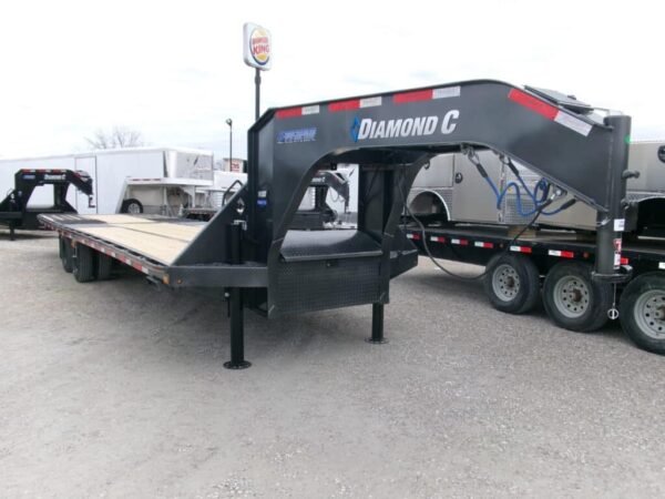 KODAK Digital Still Camera 2025 Diamond C FMAX210 HDT 102″x 32′ 25k Hydraulic Dovetail Gooseneck Trailer Stock #296128 Gooseneck Trailers – Spencer Trailers
