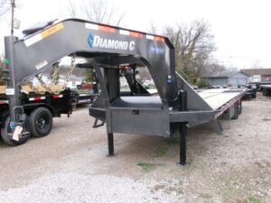 KODAK Digital Still Camera 2025 Diamond C FMAX212 HDT 102″x 32′ 25.9k Hydraulic Dovetail Equipment Trailer Stock #294689 Gooseneck Trailers – Spencer Trailers