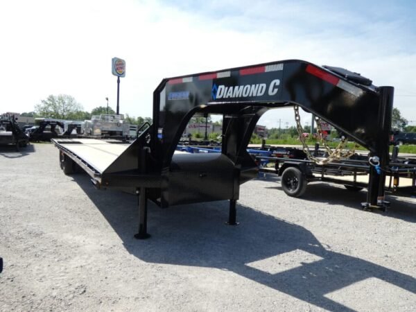 2025-diamond-c-fmax212-hdt-102-x-35-259k-hydraulic-dovetail-equi 2025 Diamond C FMAX212 HDT 102″x 35′ 25.9k Hydraulic Dovetail Equipment Trailer Stock #299977 Gooseneck Trailer – Spencer Trailers