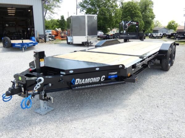 2025 Diamond C HDT210 82″x 20′ 20k Split-Deck Tilt Equipment Trailer Stock #301889 – Spencer Trailers