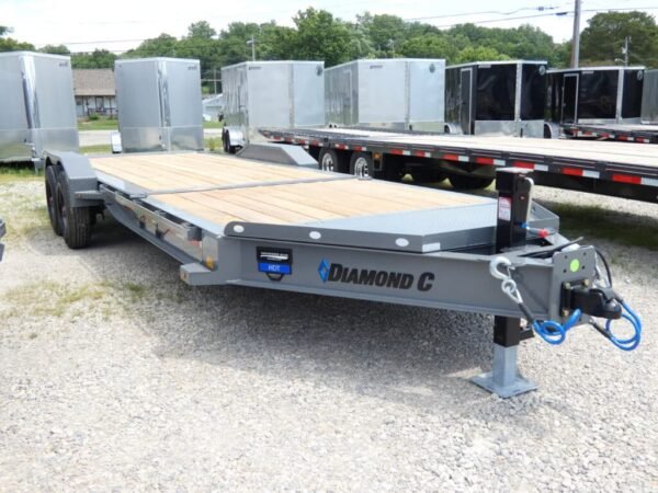 2025 Diamond C HDT210 82″x 22′ 20k Split-Deck Tilt Equipment Trailer Stock #301892 – Spencer Trailers
