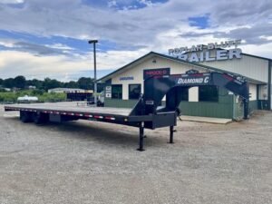 2E6C92F0-F8AE-4F60-B4BC-A00D0941E657 2024 Diamond C FMAX212 40′ x 102″ Fleetneek 25.9k GVWR Straight Deck Air Ride