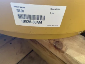 John Deere Idler wheel With Shaft To Fit 750 Dozer Part Number ID526-30AM new