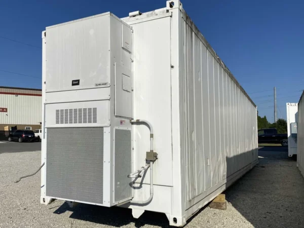 40 Foot High-Cube Insulated Shipping Container with 5 Ton Bard HVAC