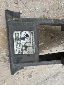 Total Source – Hydraulic Forklift Jack, 15400 LB. Cap., 2.5″-16.5″ Lift Height