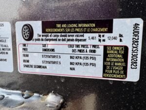 2025 Diamond C FMAX208 28′ x 102″ 18k Engineered Beam With Max Ramps