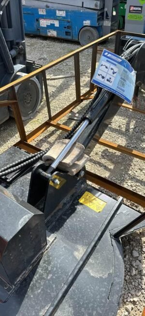 508123390_10237680236333995_650295285672775094_n-300x650 new skid steer boom brush mower