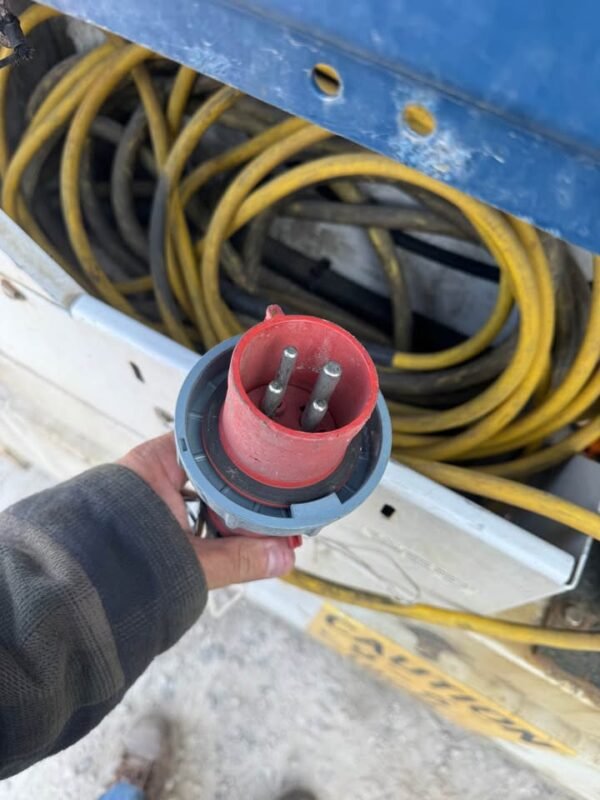 545329850_10238940133070626_1944861410902135854_n 40 foot refrigerated container