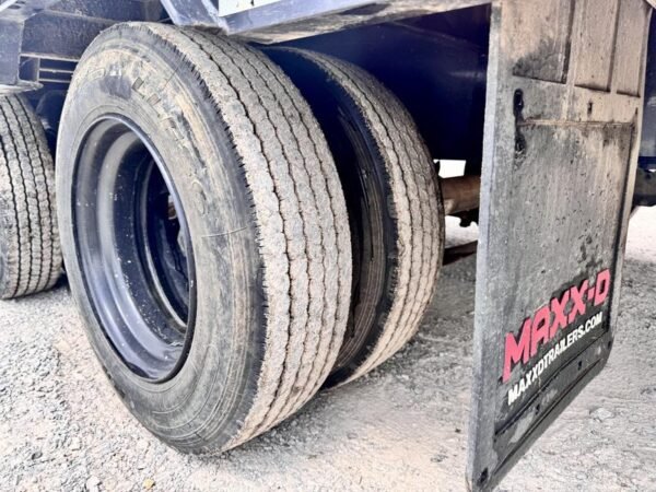 6BC1A0A0-553B-4D53-8EA1-317233214FB0 2021 Maxx-D Trailers LHX10234 102″ X 34′ 40K (Rated at 25.9k) Flatbed Gooseneck W/ MAXX Ramps