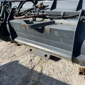 102 inch ACS 4 In 1 wheel loader bucket lightly used 2.5 Cubic Yard Case