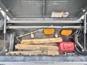 2024 Diamond C FMAX212 40′ x 102″ Fleetneek 25.9k GVWR Straight Deck Air Ride