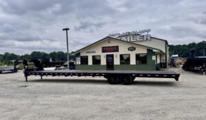 2021 Other PJ 102″ x 40′ Gooseneck Straight Deck Hotshot 18k