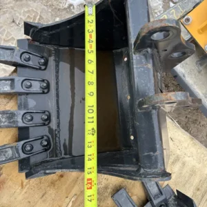 Bobcat Mini Excavator Tooth Bucket 16 Inch 6715497 30 Mm Pin New