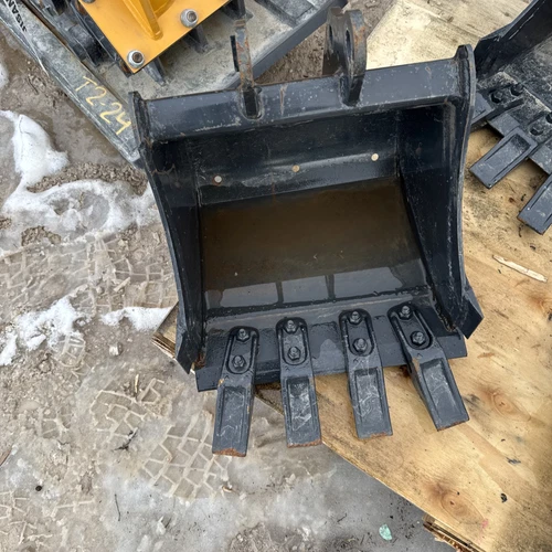 Bobcat Mini Excavator Tooth Bucket 16 Inch 6715497 30 Mm Pin New