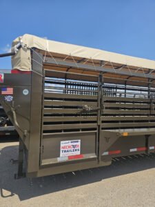 2-4-225x300 2025 Neckover 32’X6’8″ Stock / Stock Combo Trailer