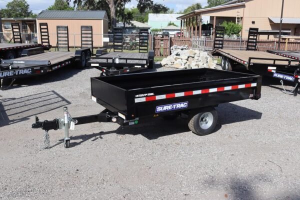4.5 x 8ft Utility Dump Trailer with a Hydraulic Pump