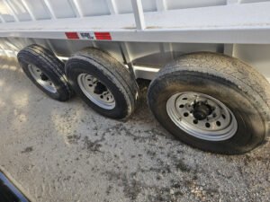 6-11-300x225 (1) 2025 Big Bend 6’8″X28′ 3/4 TOP Stock / Stock Combo Trailer