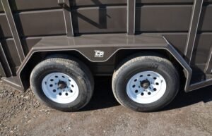 DSC_0404-2-700x450-1-300x193 2023 Cornpro – Livestock Trailer