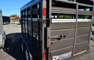 DSC_0406-2-700x450-1-300x193 2023 Cornpro 14′ Livestock Trailer