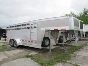 IMG_0032-768x576 2023 EBY Maverick 20′ Aluminum Livestock Trailer