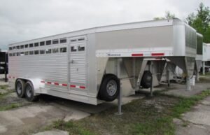 2023 EBY Maverick 20′ Aluminum Livestock Trailer