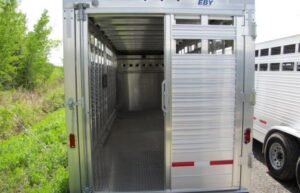 IMG_0126-700x450-1-300x193 2023 EBY Maverick 20′ Aluminum Gooseneck Livestock Trailer